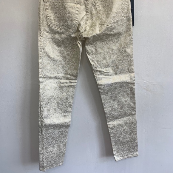 Rock & Republic “The Dutchess” pants - Picture 5 of 5